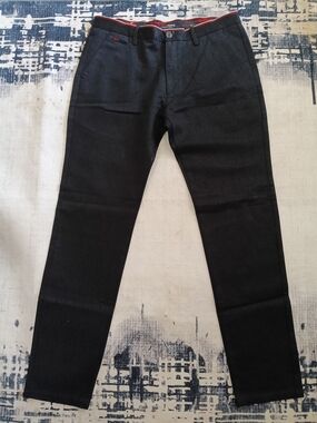 Slim Straight Men's Jeans in Black
